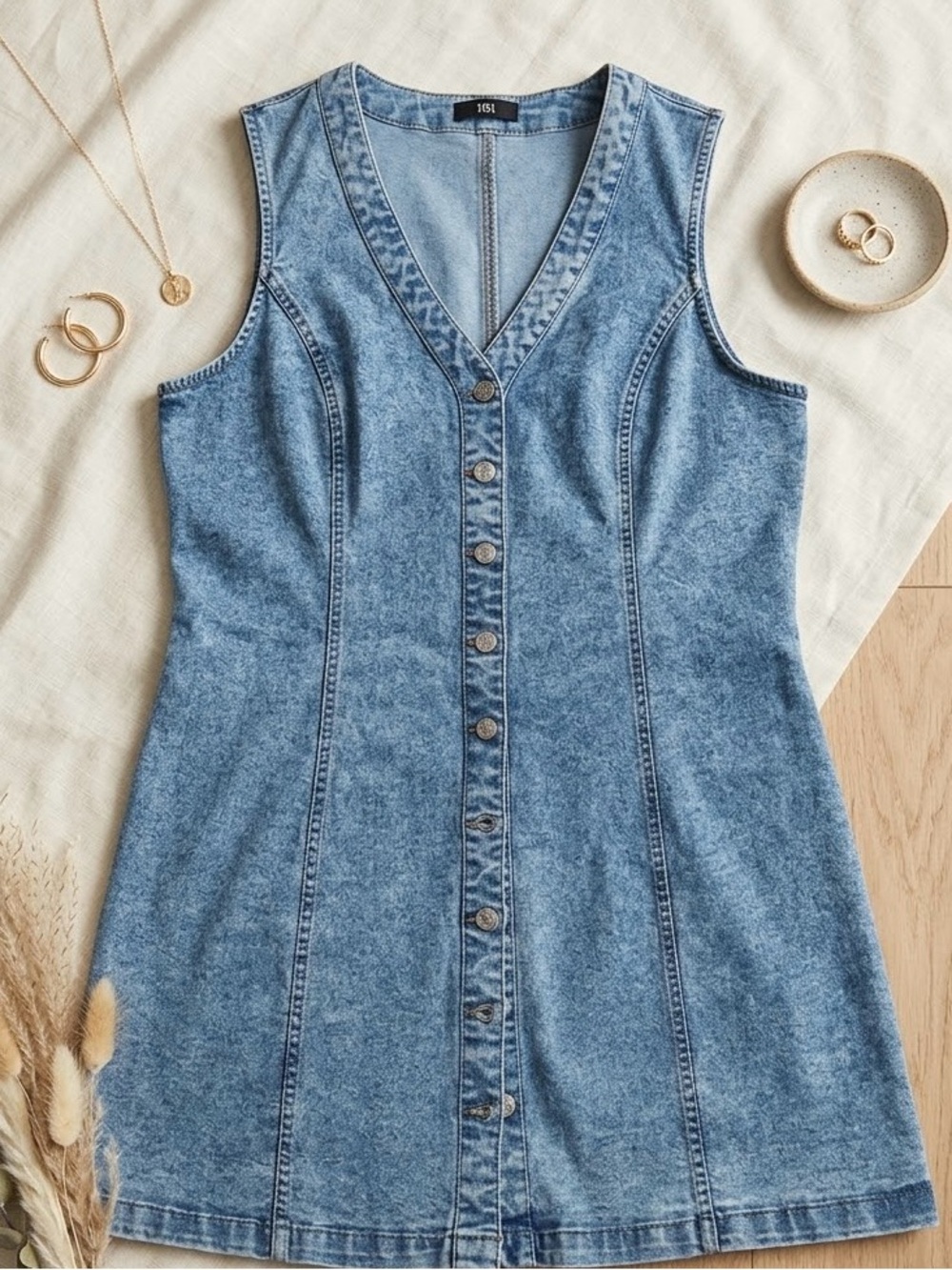 Frye Sleeveless XL Light Blue Wash Front Button Denim Vest Dress